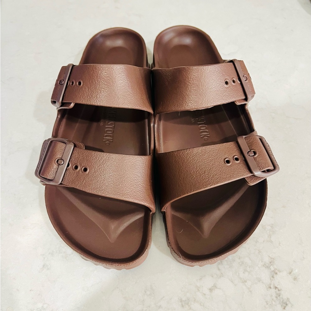 Brand New in Box Birkenstock Arizona Eva Size 7-7.5 (38) Color Roast